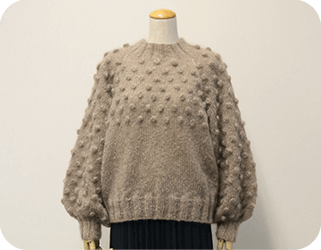 ボップル編みのふんわり袖セーター